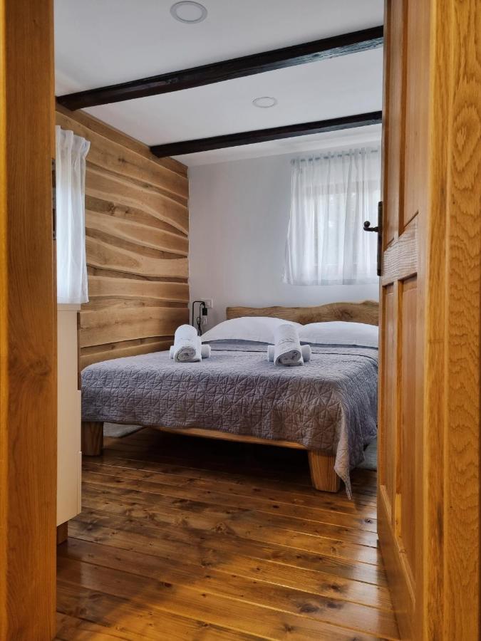 Ruralna Kuca Za Odmor Kablarovo Brdo Guest House Krnjak Екстериор снимка